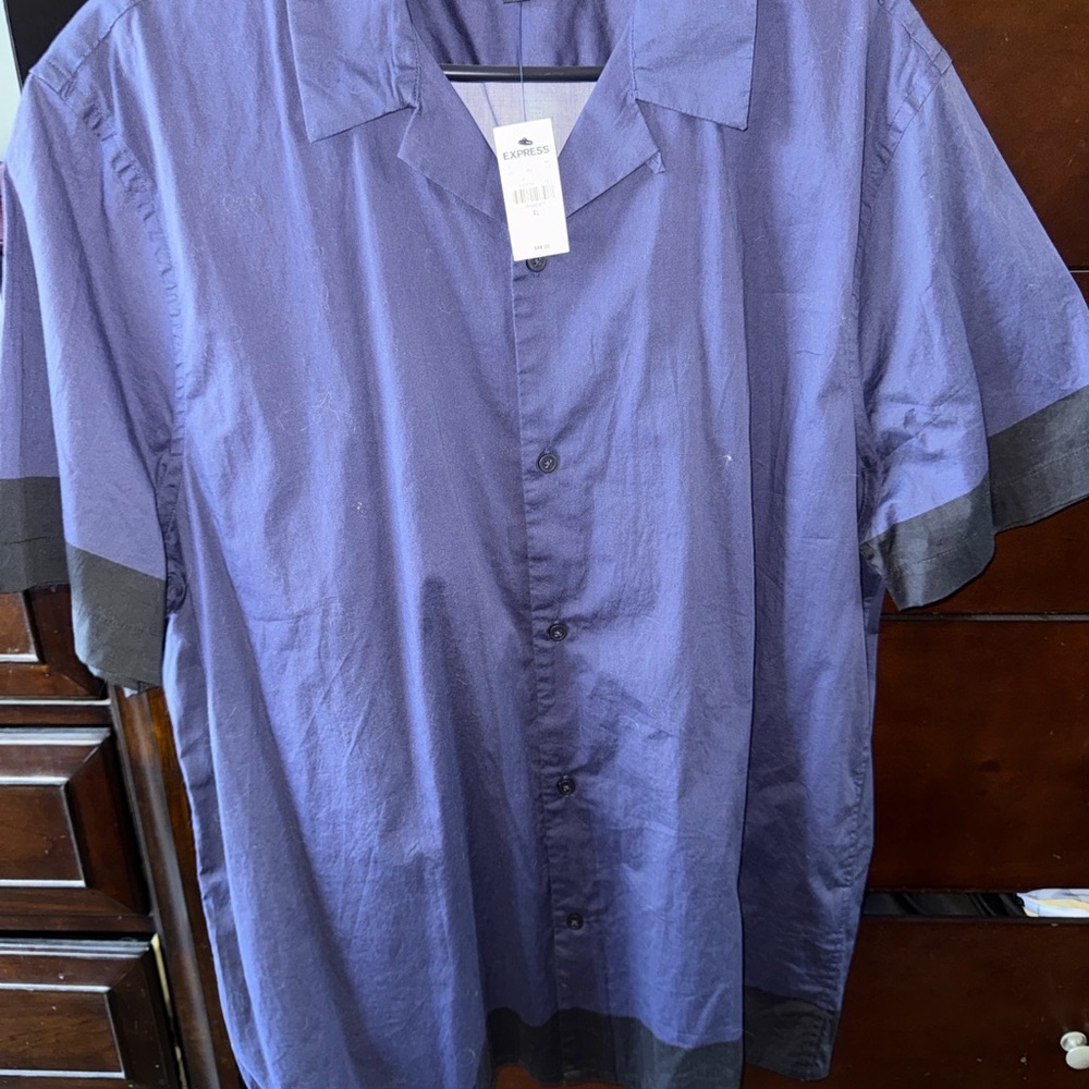 Banana Republic Men's Blue and Gray Casual Button-Down Shirt